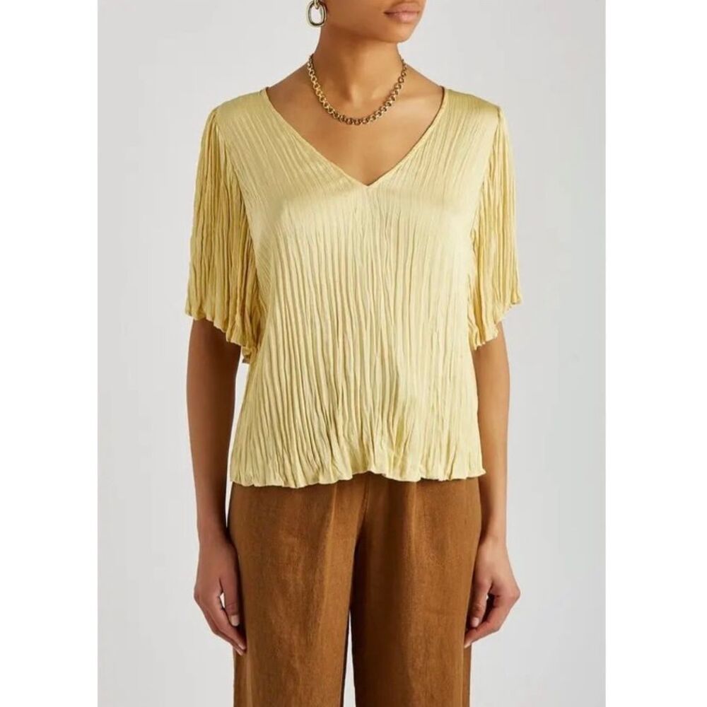 Vince Plisse’ Satin Top‎ Flare Sleeve Crinkle V-Neck Back Yellow Small NWT